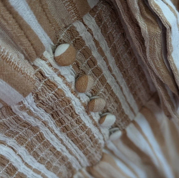 Halter Striped Jumpsuit - Picture 3 of 4